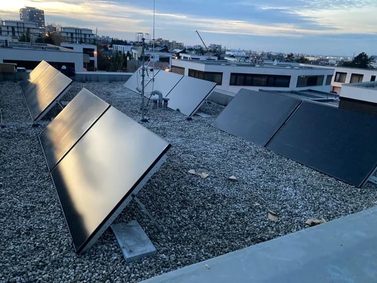 Montáž fotovoltaických panelů v Praha Hostivaři